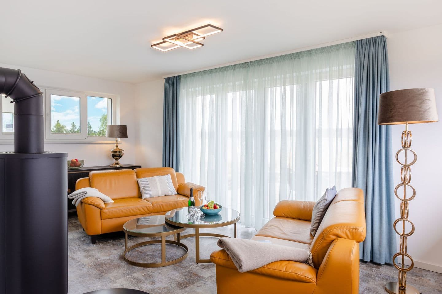 Ferienhaus D Schilfhütte Neukamp in Neukamp – Wohnzimmer