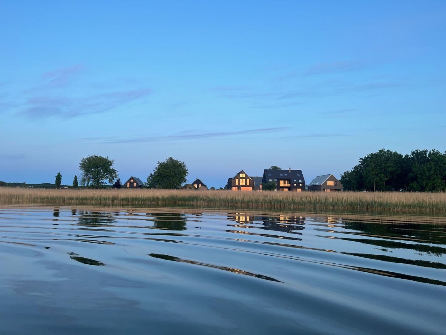 Ferienhaushälfte LUV - Vogteihof am Bodden in Streu – Nachbarschaft
