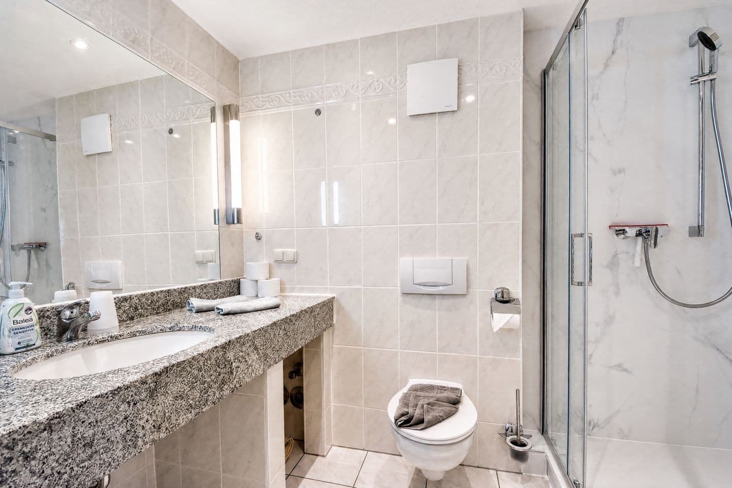 Ferienwohnung Binzer Strandgut 36 im Haus Jahreszeiten Binz in Binz – Badezimmer