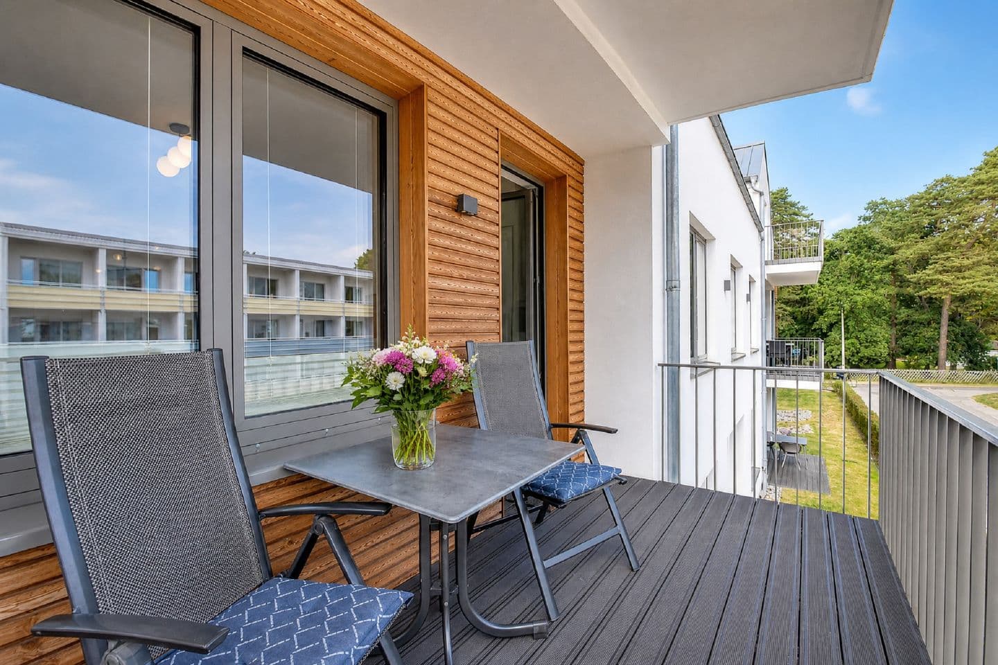 Ferienwohnung Meer & Mehr 15 Parkvillen Carlota und Candela Baabe in Baabe – Balkon
